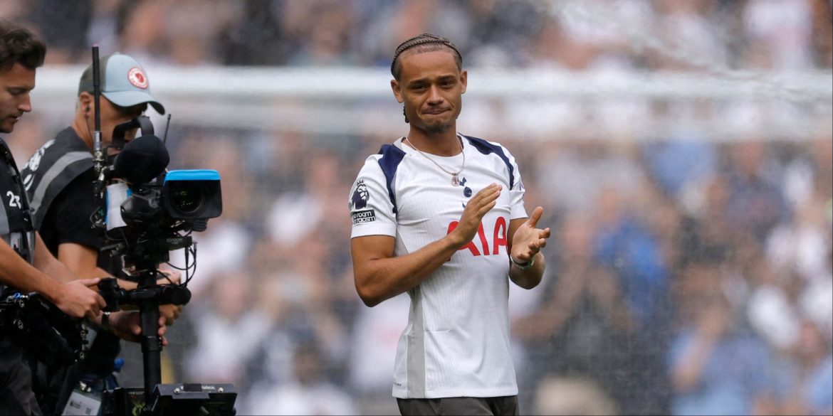 Spurs must rue releasing "waste of money" who's now outperforming Simons