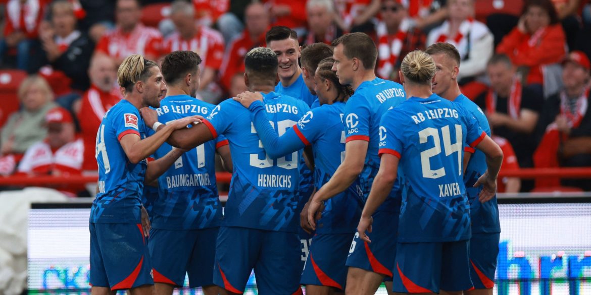 Club will drop £81k-per-week striker because he’s close to joining West Ham